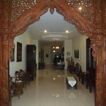 Griya Putri Dewi Guesthouse Γιογκιακάρτα Εξωτερικό φωτογραφία